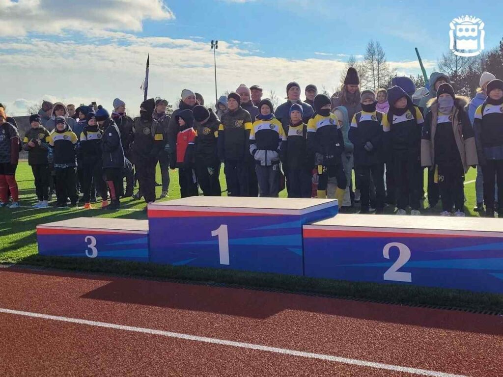открытие спортивного стадиона, поселок Восточный