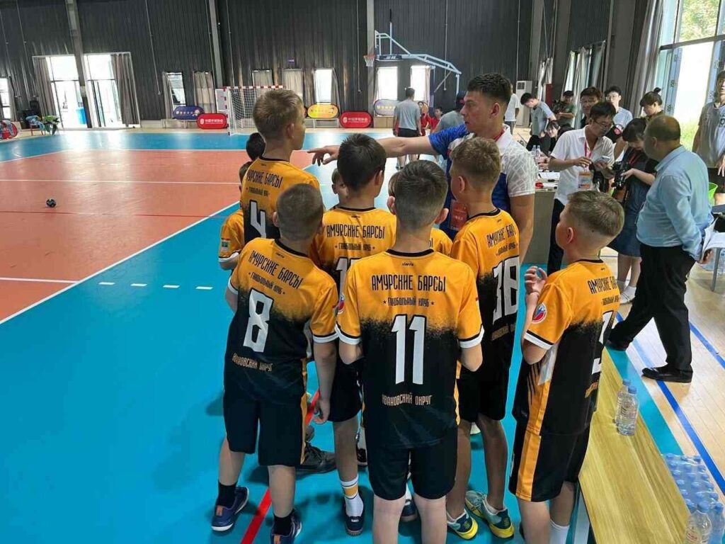 международный турнир по гандболу, КНР, «Амурские барсы»  из Ивановки
