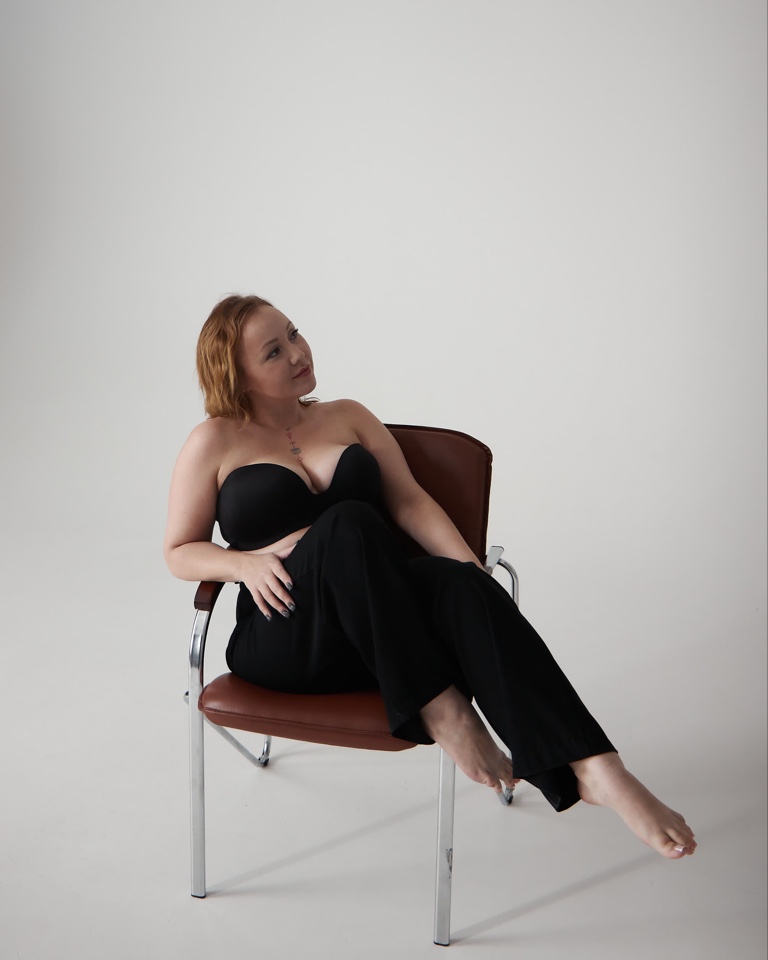 брафиттер, День бюстгалтера, Елена Артемьева