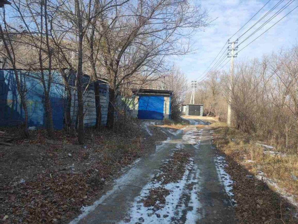 Гаражи