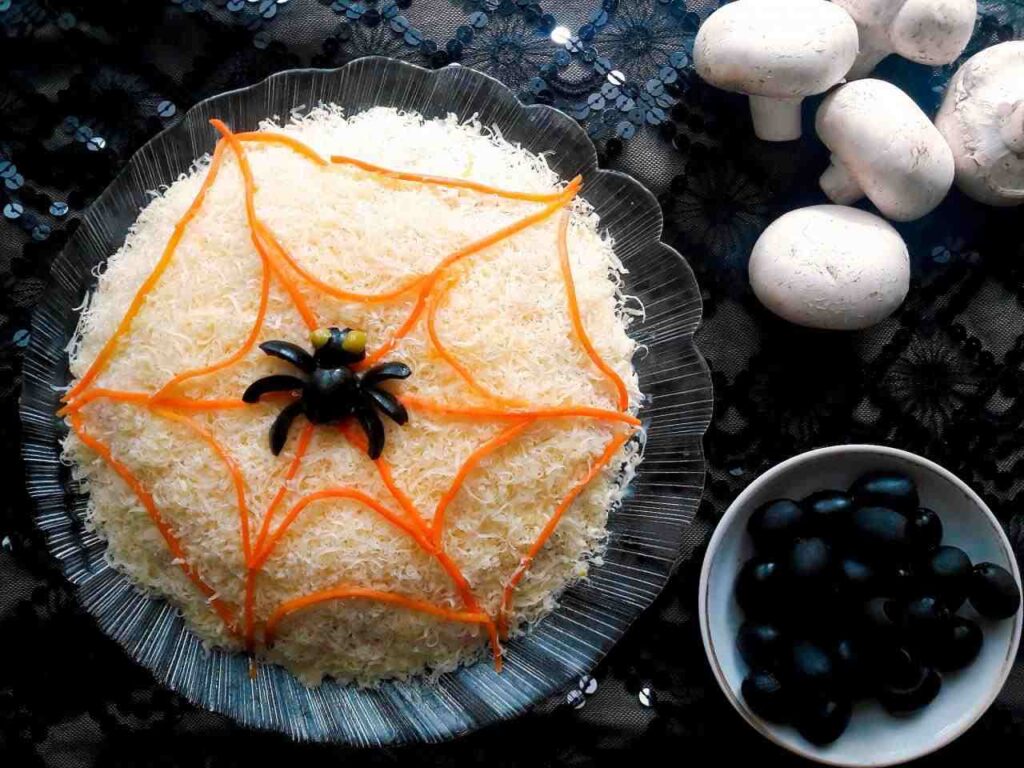 рецепты на Хэллоуин, блюда на Хэллоуин, что приготовить на Хэллоуин, фаршированные яйца на Хэллоуин, закуски на Хэллоуин, рецепт пиццы, пицца на Хэллоуин