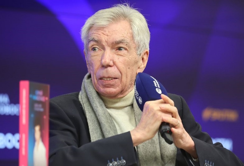 Юрий Николаев