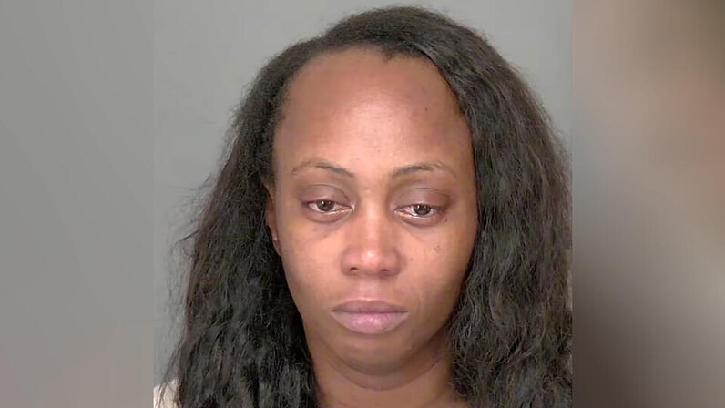 Экс-сотрудница Департамента семьи и детей США истязала приёмную дочь до смерти 