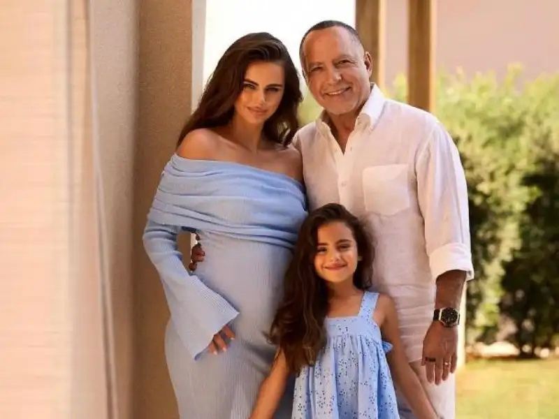 Бывшая девушка Егора Крида родила ребёнка от 70-летнего египетского миллиардера