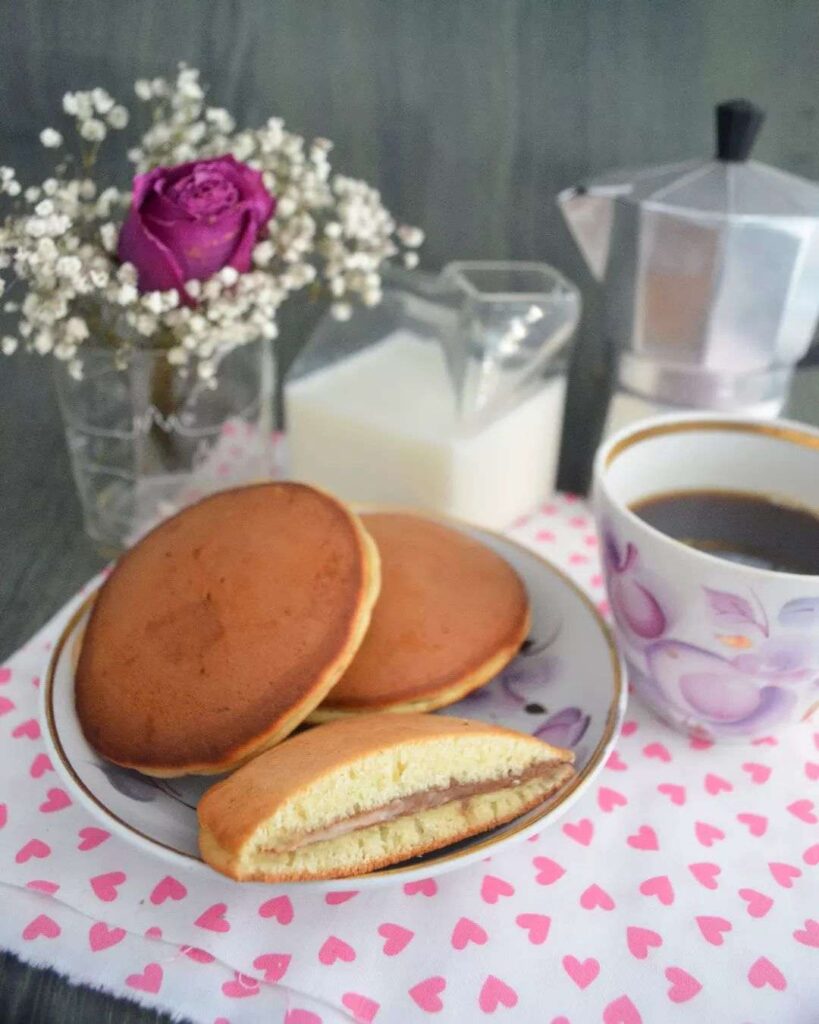 оладьи рецепт, рецепт оладий, оладьи без муки, полезные оладьи, пышные оладьи, рецепт оладушек, дораяки рецепт, японские оладьи