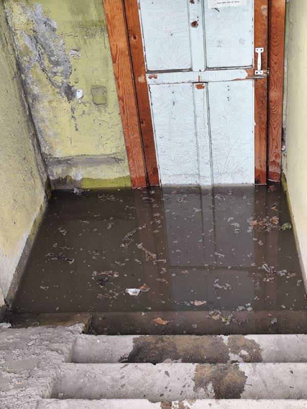 В Благовещенске очередная многоэтажка проводит выходные без воды 

