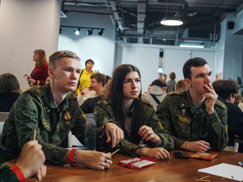 «Каждый может стать бизнесменом»: школьникам рассказали о преимуществах Дальнего Востока