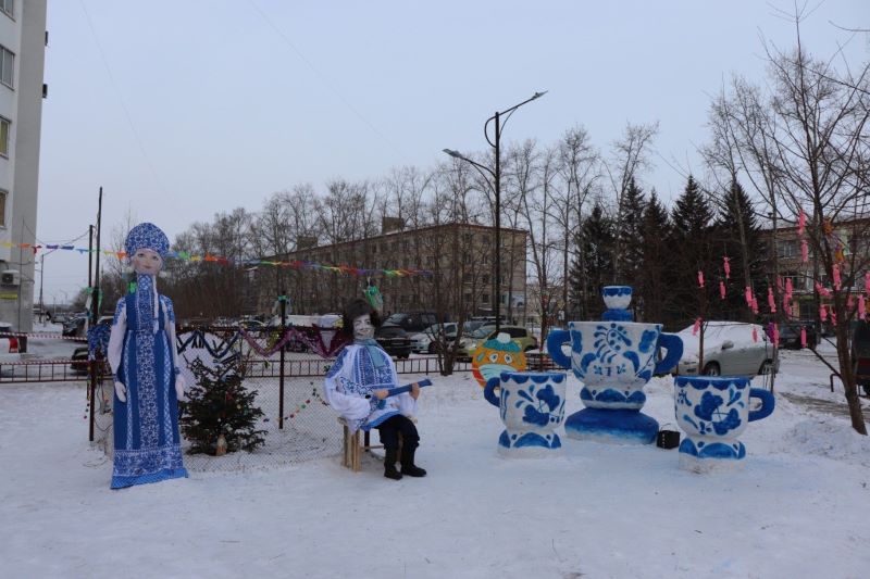 Благовещенским дворам предлагают побороться за сто тысяч рублей