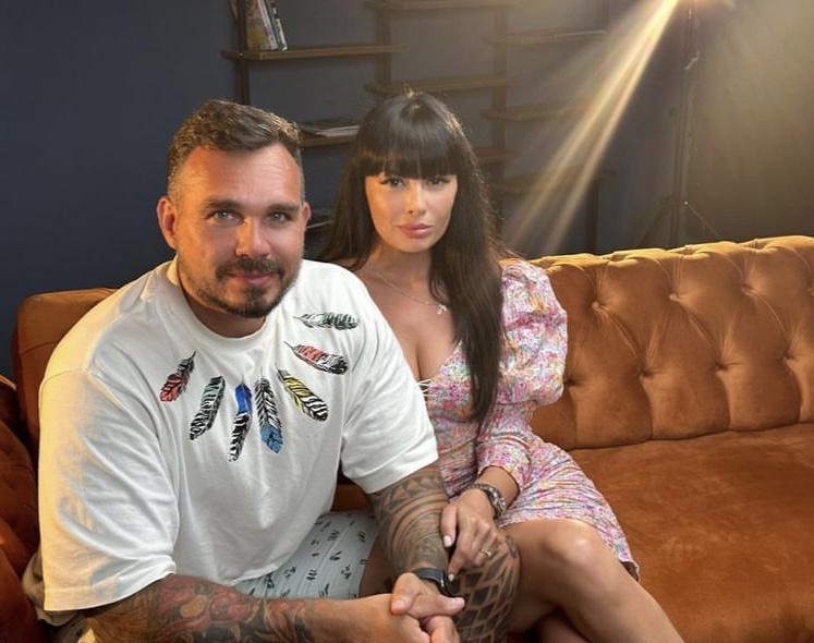 Ведущую «Дома-2» Нелли Ермолаеву бросил муж через год после свадьбы