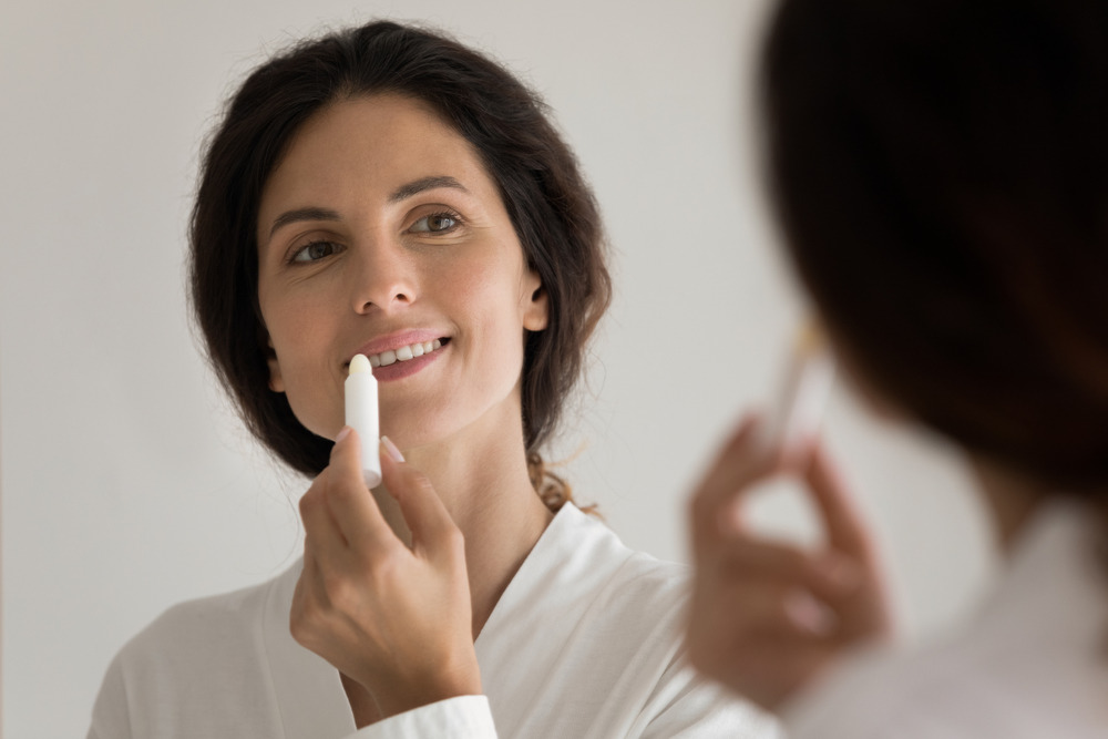 как сохранить молодость, как продлить молодость, молодость кожи, здоровый образ жизни, стильная одежда, одежда которая молодит, правильное питание