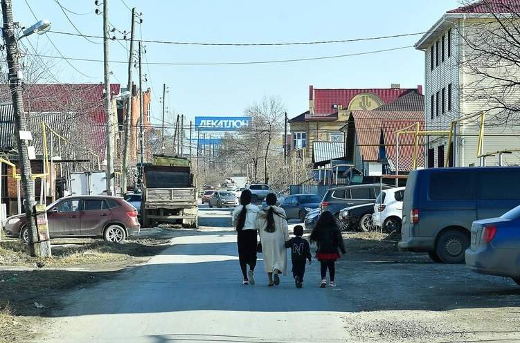 В Екатеринбурге 14-летняя школьница ждёт ребёнка от 12-летнего мужа