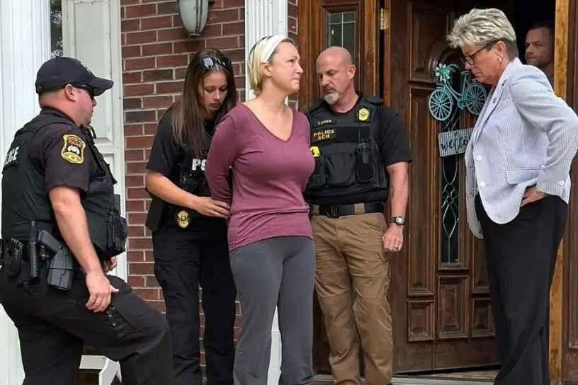 В США учительница родила от 12-летнего ученика и села в тюрьму на 25 лет