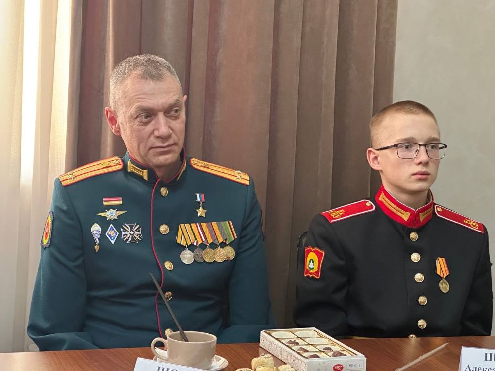 Мэр Благовещенска встретился с Героями России и ветеранами СВО