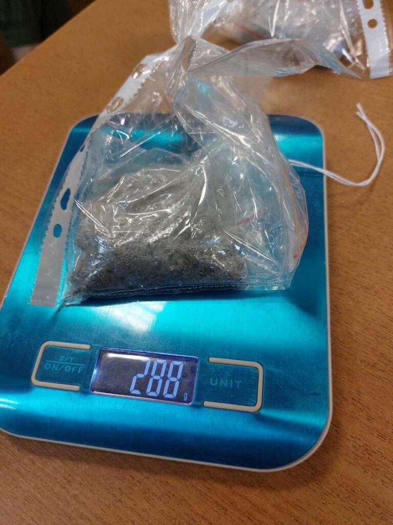 У амурчанина нашли «бижутерию» за девять миллионов рублей