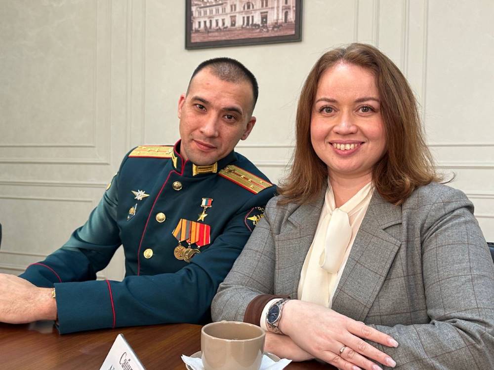 Мэр Благовещенска встретился с Героями России и ветеранами СВО