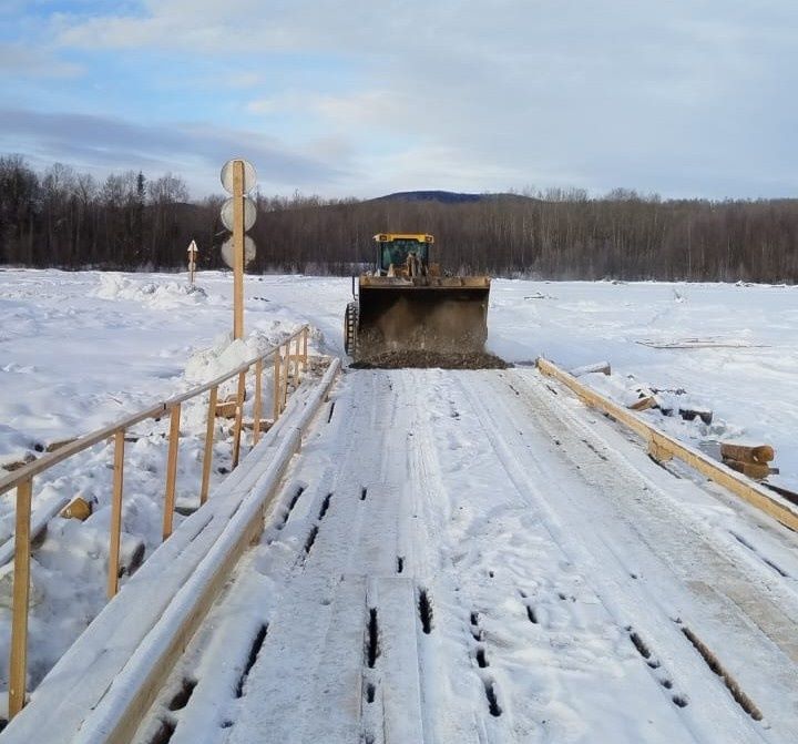 В Приамурье начала работу вторая ледовая переправа