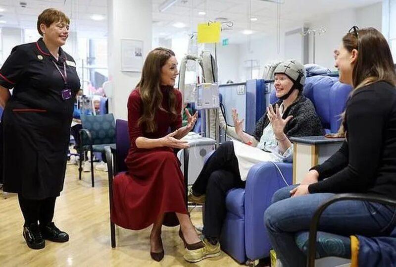 Кейт Миддлтон рассказала, как избежала потери волос во время химиотерапии