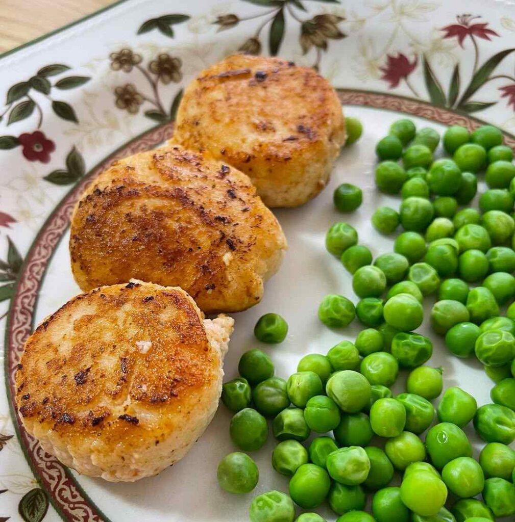 блюда из курицы, рецепты курицы, салат с курицей, куриный рулет, куриные котлеты, пп котлеты