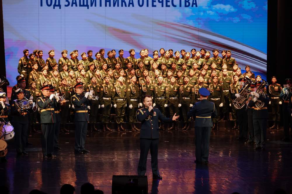 Василий Орлов наградил выдающихся амурчан