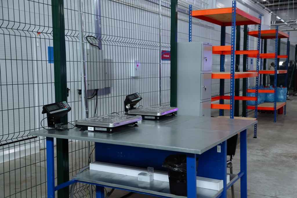 В Амурской области торжественно открыли первый в стране торгово-логистический центр OZON