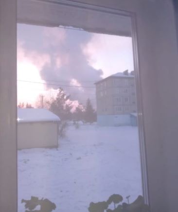 Жители амурского села задыхаются от горящих опилок