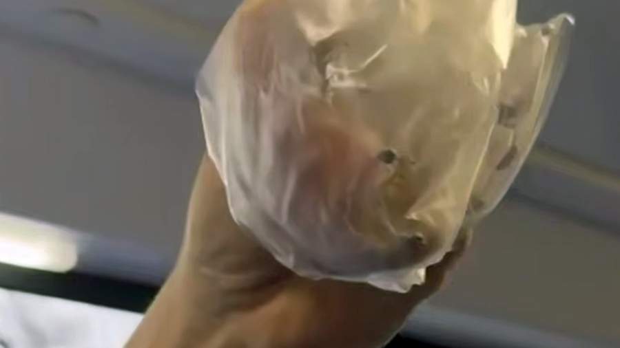 Два человека попали в больницу после отравления слойками с ртутью