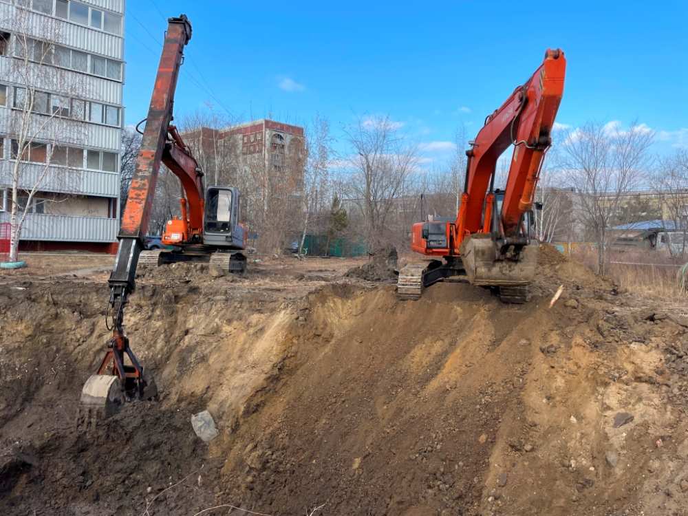 В микрорайоне Благовещенска завершили ремонт канализационного коллектора