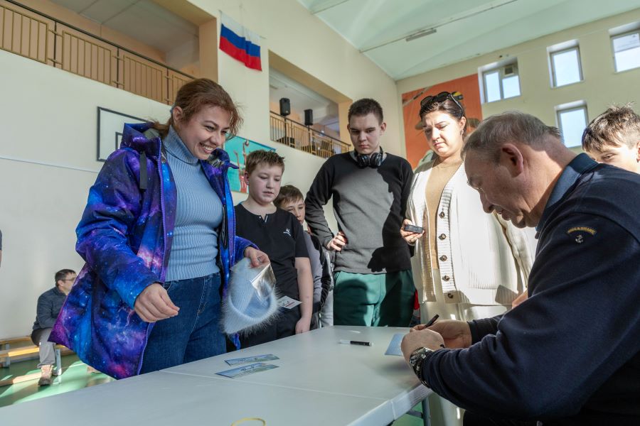 «Благодарю Василия Орлова за приглашение»: Владислав Третьяк поделился впечатлениями от «ЗимФестАмура» и Циолковского