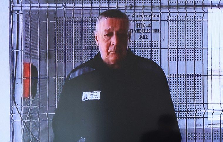 Актёр Михаил Ефремов выходит из колонии