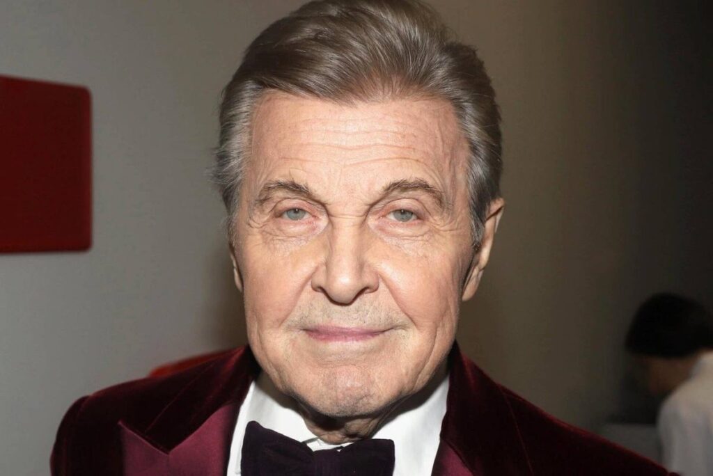 Лев Лещенко