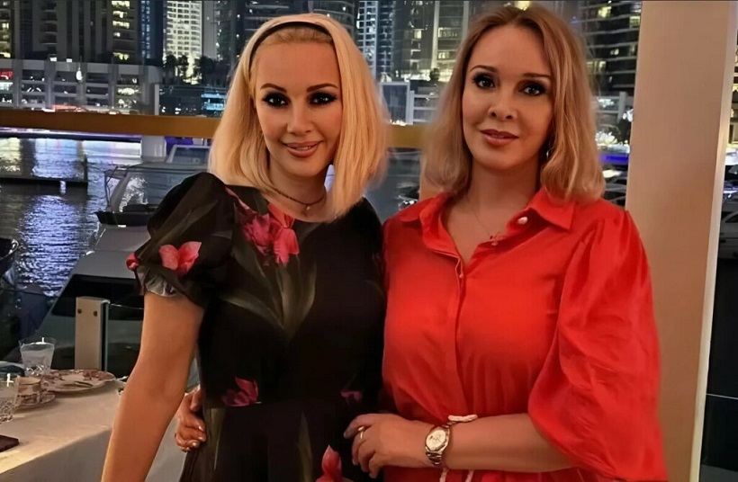 Лера Кудрявцева с сестрой