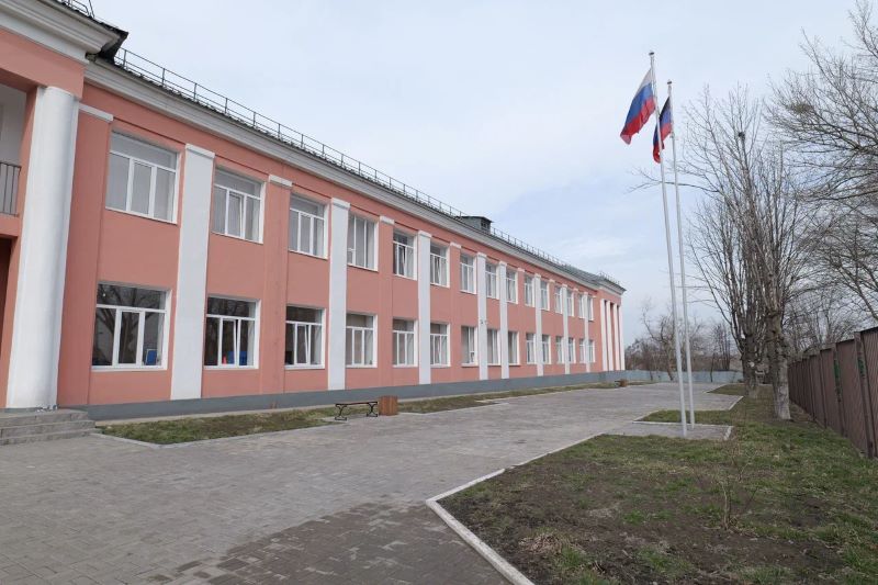 Юрий Трутнев проверил, как идет восстановление городов ДНР
