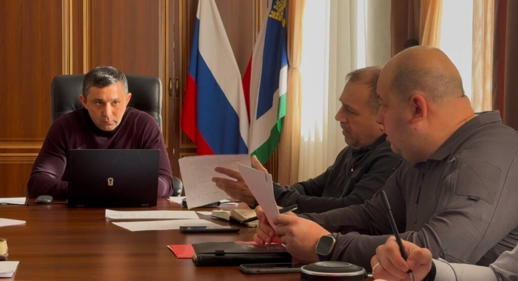 Мэр Благовещенска обязал «ресурсников» следить за состоянием тепло- и электросетей