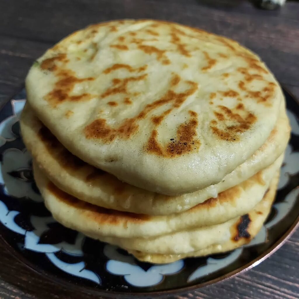 закуски на природу, рецепт закусок, рецепт маффинов, рулет с начинкой