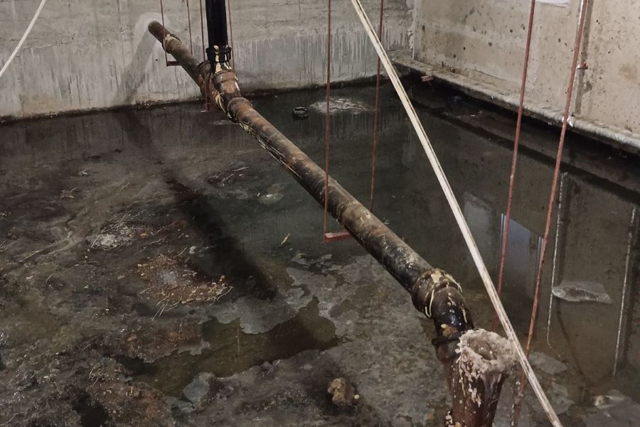 Послали на три буквы: жильцам проблемного дома в селе Чигири рассказали, как решить коммунальные проблемы