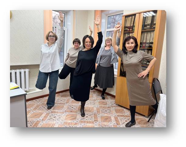 Амурчанам рассказали, как правильно делать разминку, сидя за компьютером