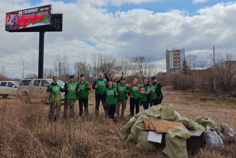 Благовещенские предприниматели массово вышли на уборку города