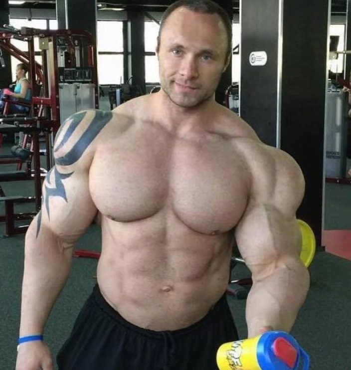 Российский бодибилдер Никита Ткачук умер в 35 лет