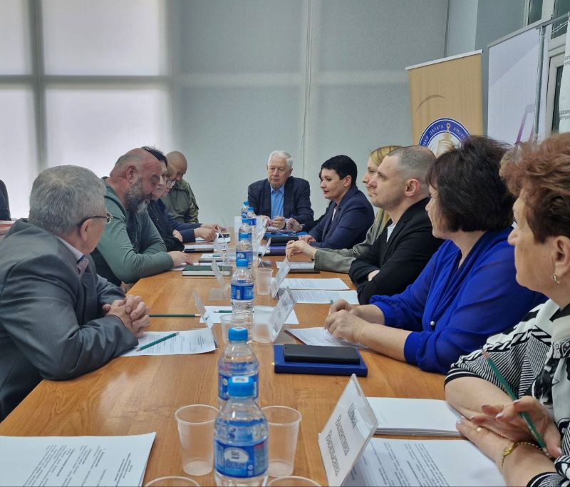 Быстро и без военного билета: с начала 2025 года бойцы СВО могут бесплатно установить зубные протезы 