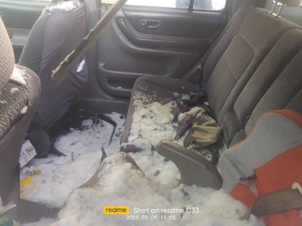 Заплатит за снег с крыши: многодетной амурчанке удалось наказать управляйку 