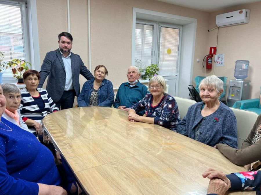 пенсионеры