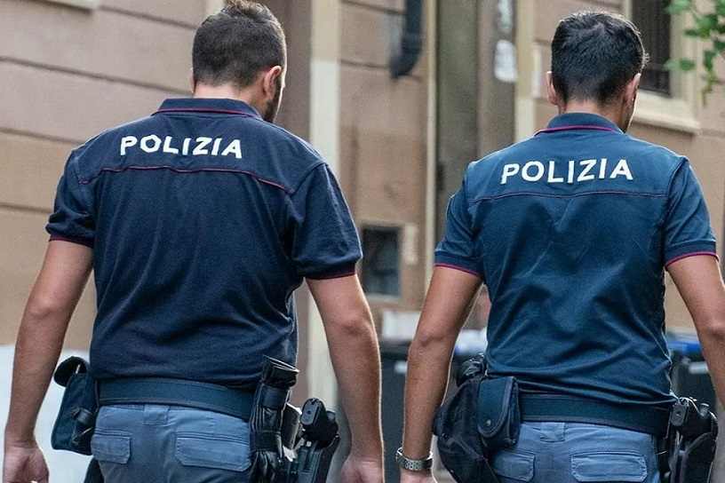 Полиция Италии