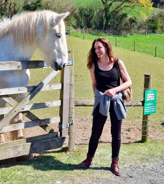 Мать четверых детей погибла во время своего первого прыжка с парашютом