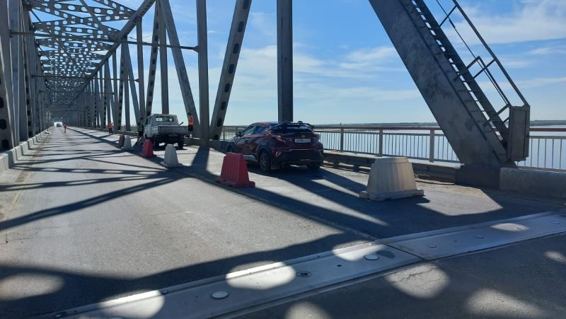 Водителей легковушек попросили выбрать новый мост через Зею