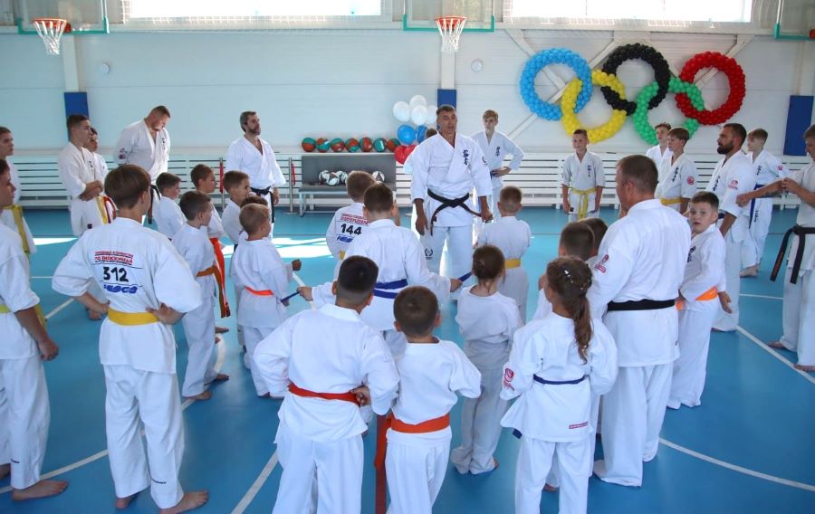 Новые соцобъекты должны привлечь в Свободный молодых специалистов