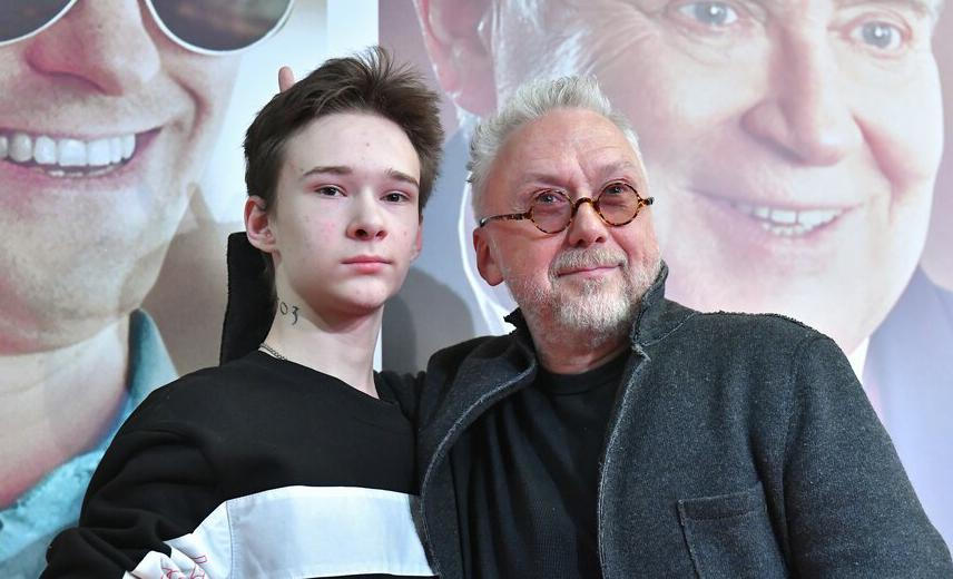 Знакомый Вадима Демчога рассказал, что актёр пытался спасти сына от тюрьмы