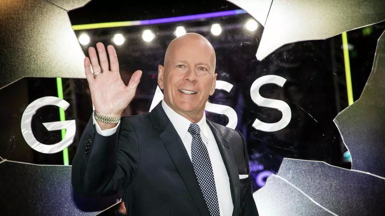 Брюс Уиллис