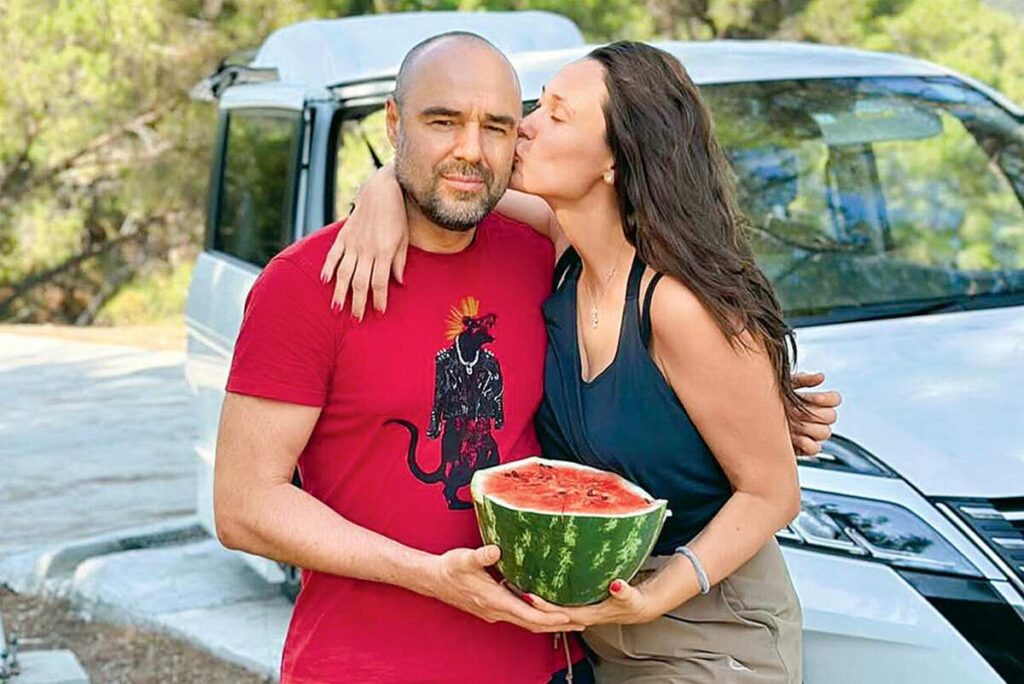 Елена и Роман Товстик