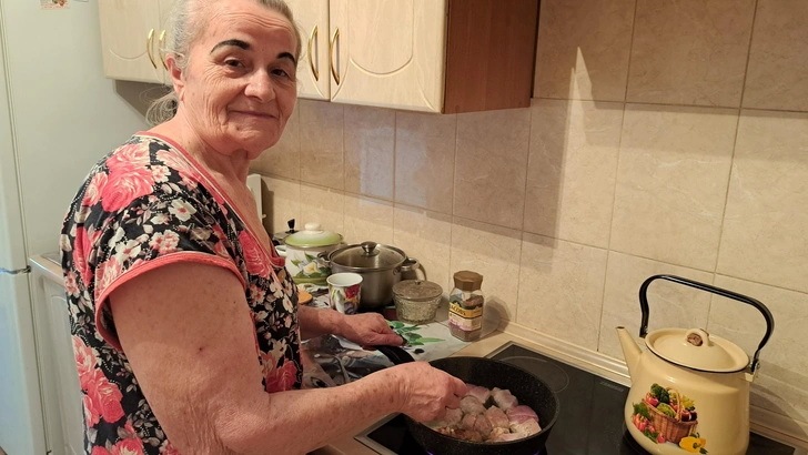 Российская пенсионерка в 76 лет стала звездой интернета, обыграв опытных геймеров в Counter-Strike 2