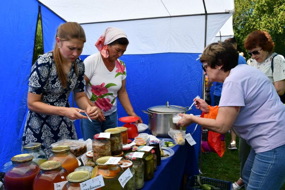 Амурчан пригласили в Грязнушку, чтобы полюбоваться величественным цветком